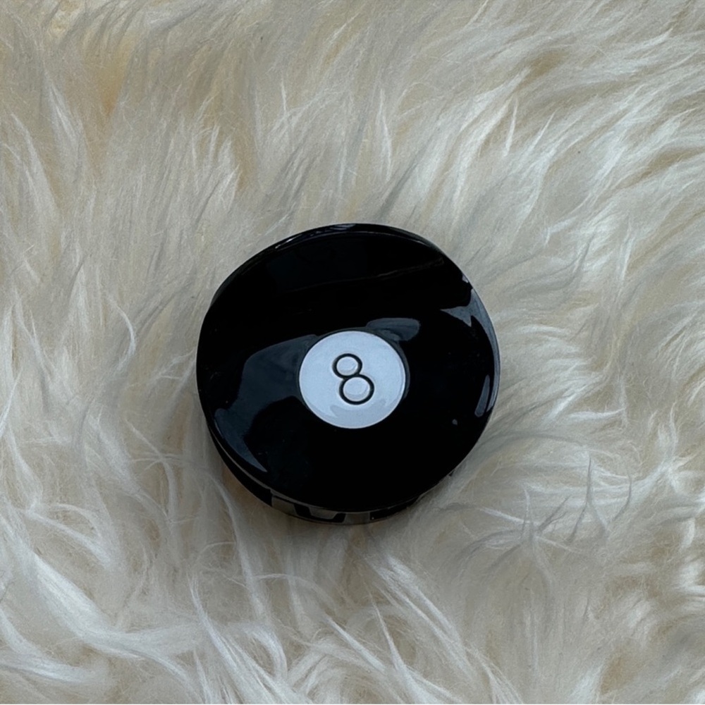 RESERVED Magic 8 Ball Hairclaw
